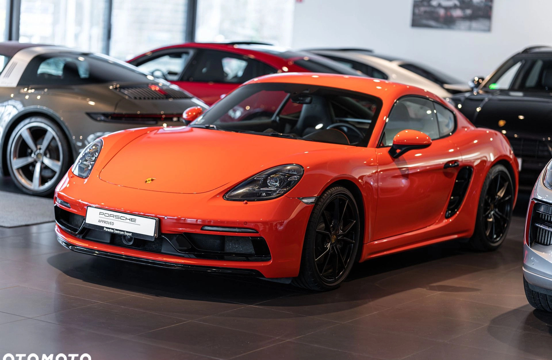 Porsche 718 Cayman cena 429718 przebieg: 13700, rok produkcji 2021 z Rudnik nad Sanem małe 379